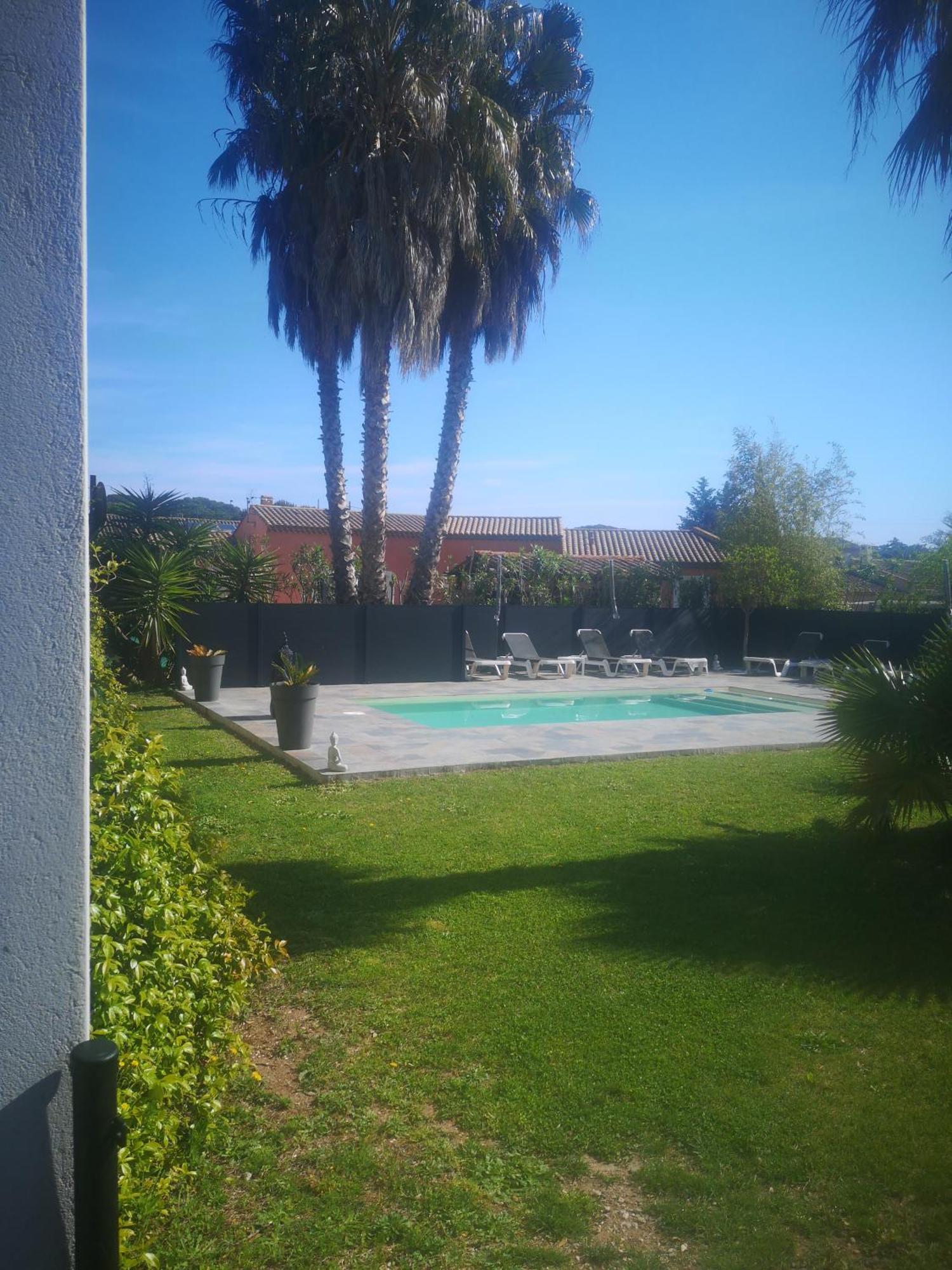 Le Mas Du Bijou Bleu Puget-sur Argens Exterior foto